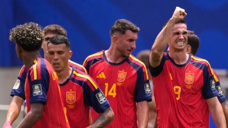 2026年世界杯:西班牙2-1比利时,米克尔·梅里诺在最后时刻进球,西班牙晋级半决赛对阵法国